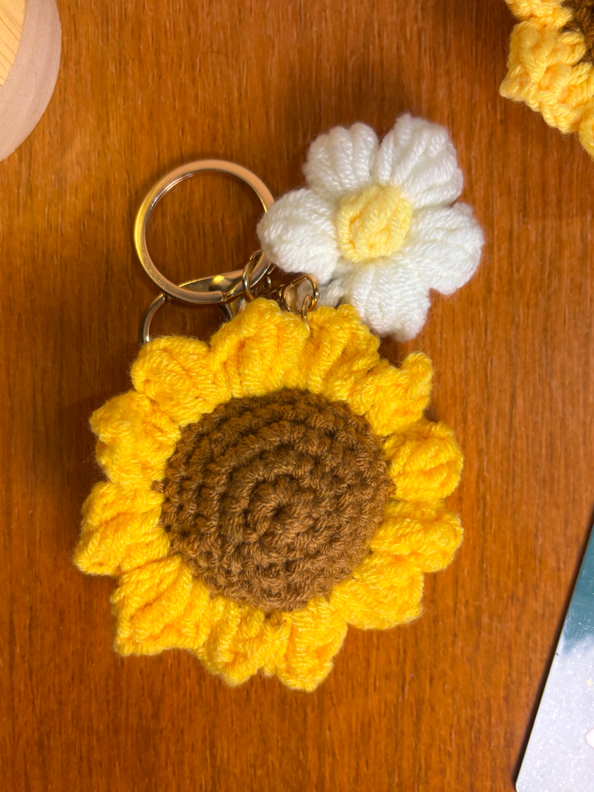 Crochet Sunflower & Daisy Keychain – Handmade Flower Duo Bag Charm